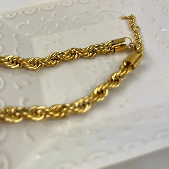 Thick Chain Necklace Gold Thick Choker Necklace Chunky Chain Twisted Necklace - Picture 10 of 13